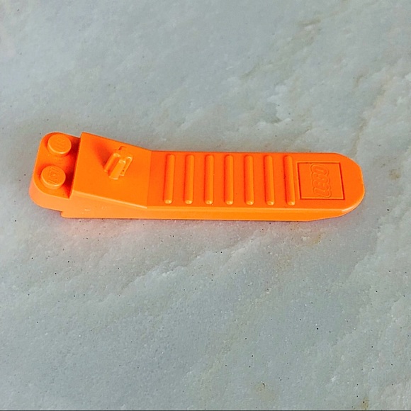 (4) LEGO Characters, plus accessories - Picture 8 of 8